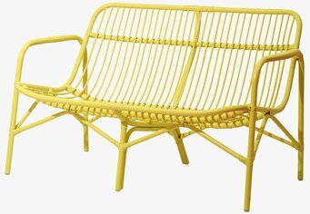 Cane 2 Seater Sofa Soft Yellow från Rice i ljus miljö