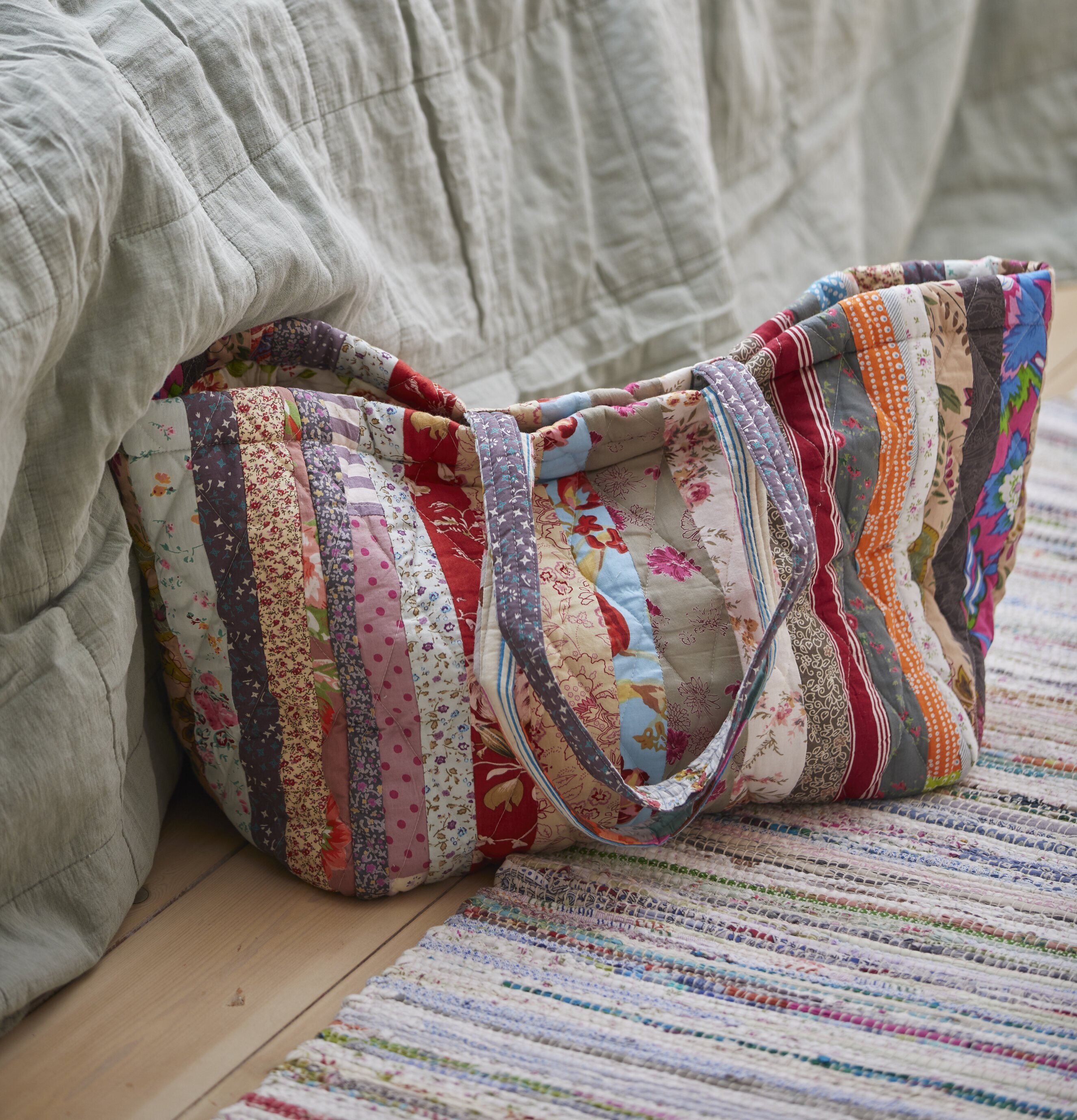 Väska Unika Patchwork från IB Laursen i färgglatt mönster