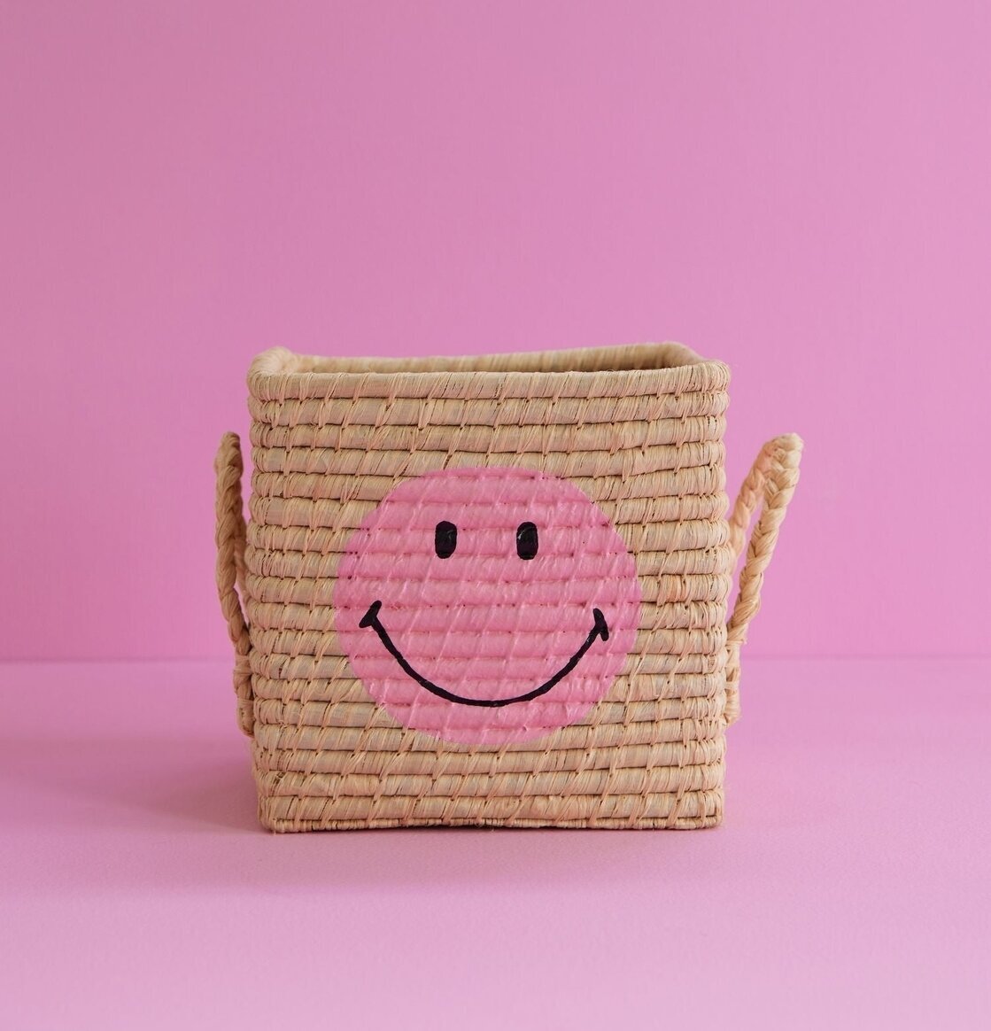Förvaringskorg Raffia Natur Smiley från Rice med rosa smiley