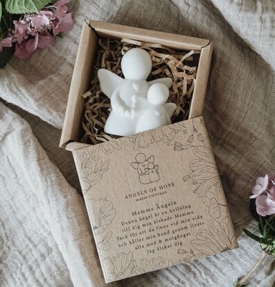 Mamma Ängeln Inkl Gåvobox från Majas Cottage på filt