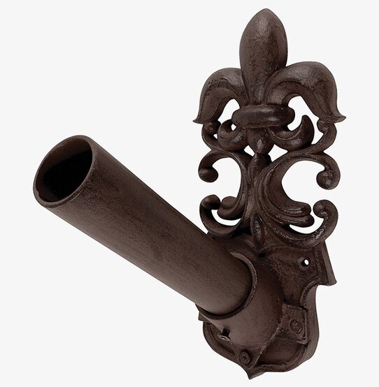 Flagghållare Gjutjärn från Gardenlife, robust och dekorativ