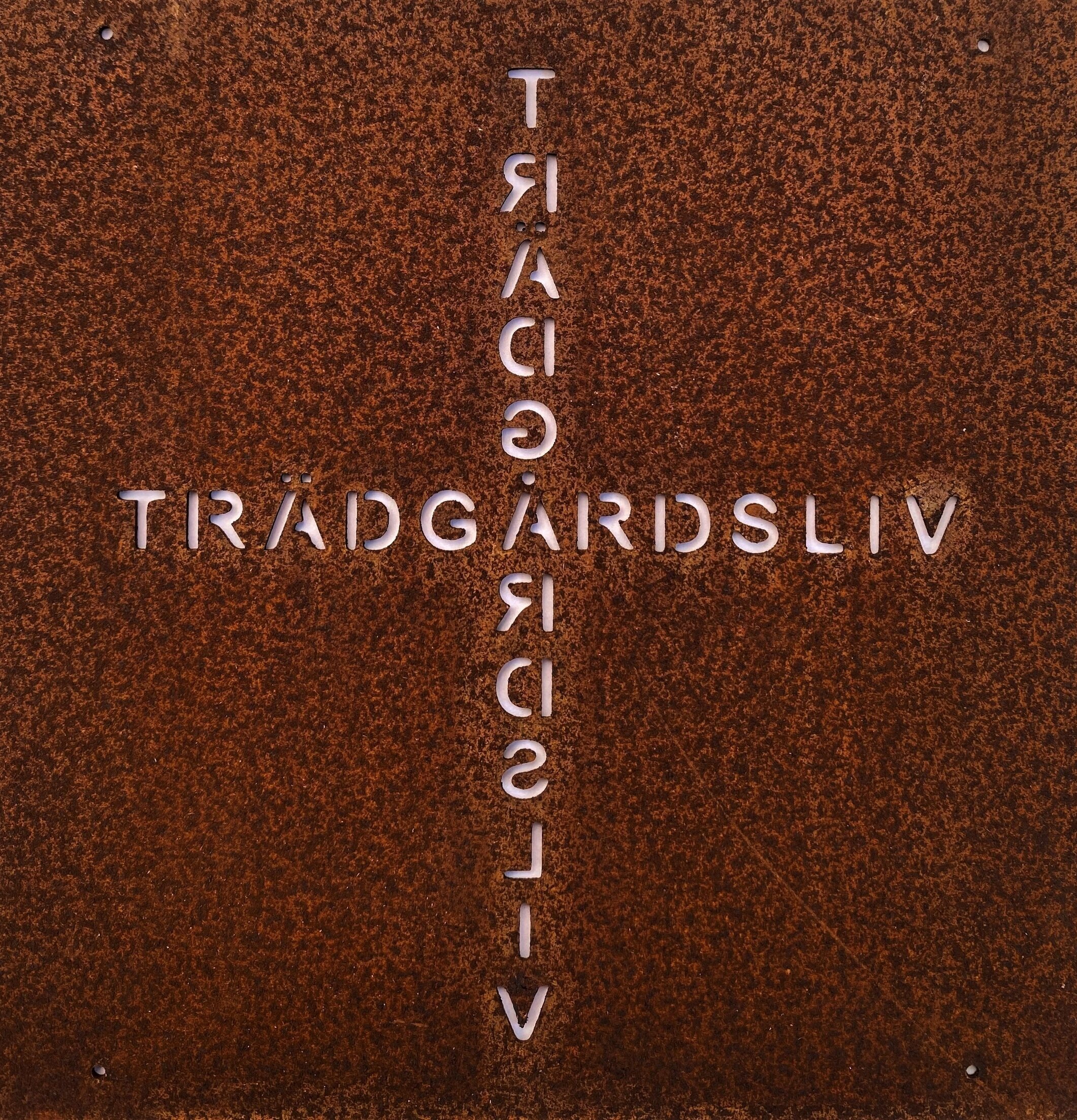 Skylt Trädgårdsliv (Armeringsnät) från Lind Decoration