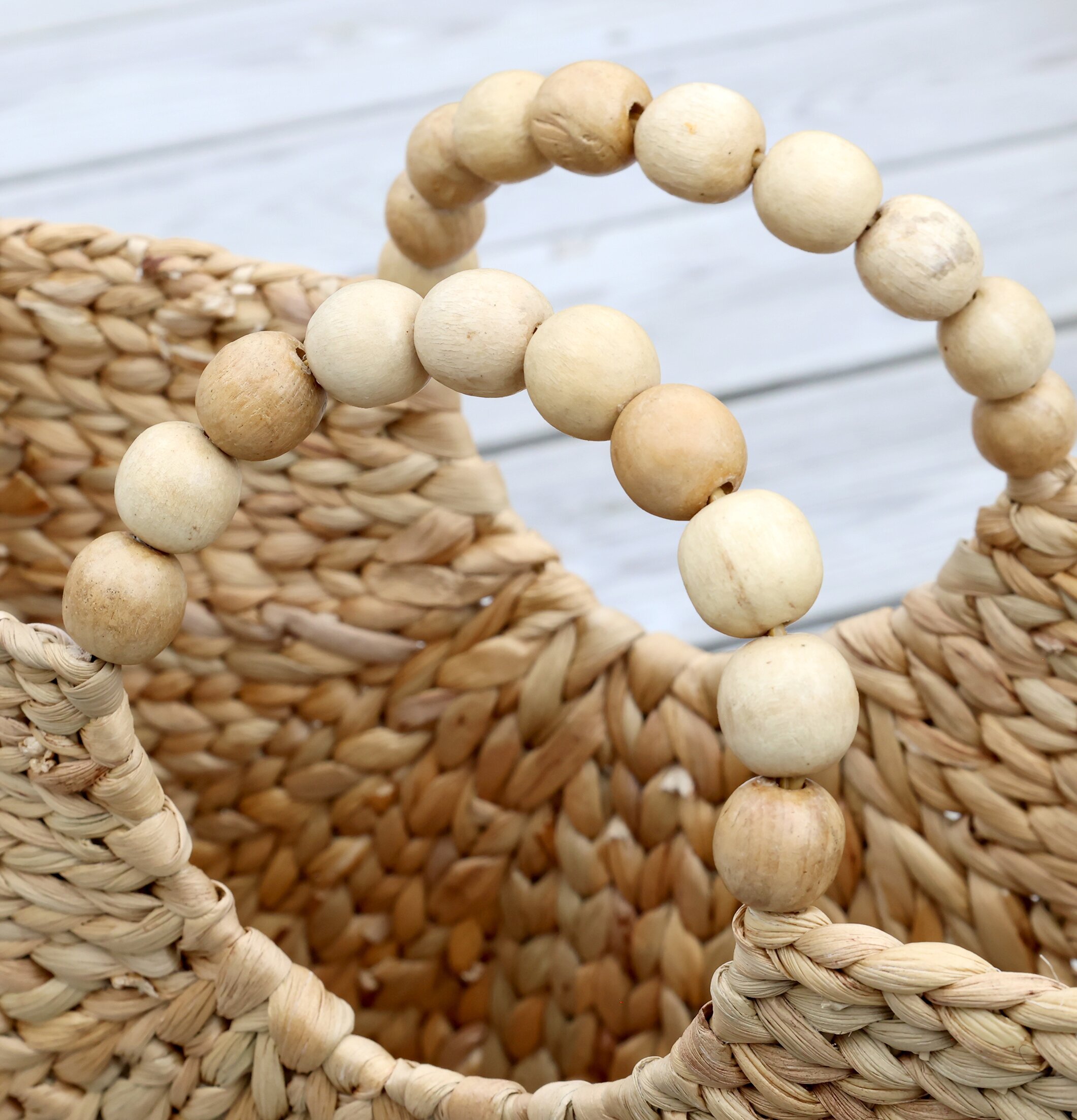 Korg/Väska Med Pärlhandtag från Chic Antique i flätad halm