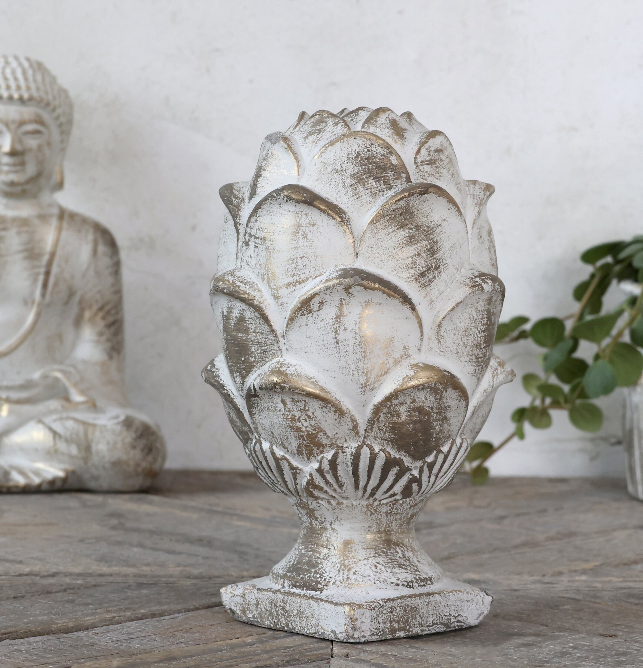 Vittel Dekor På Fot Med Guldmönster från Chic Antique