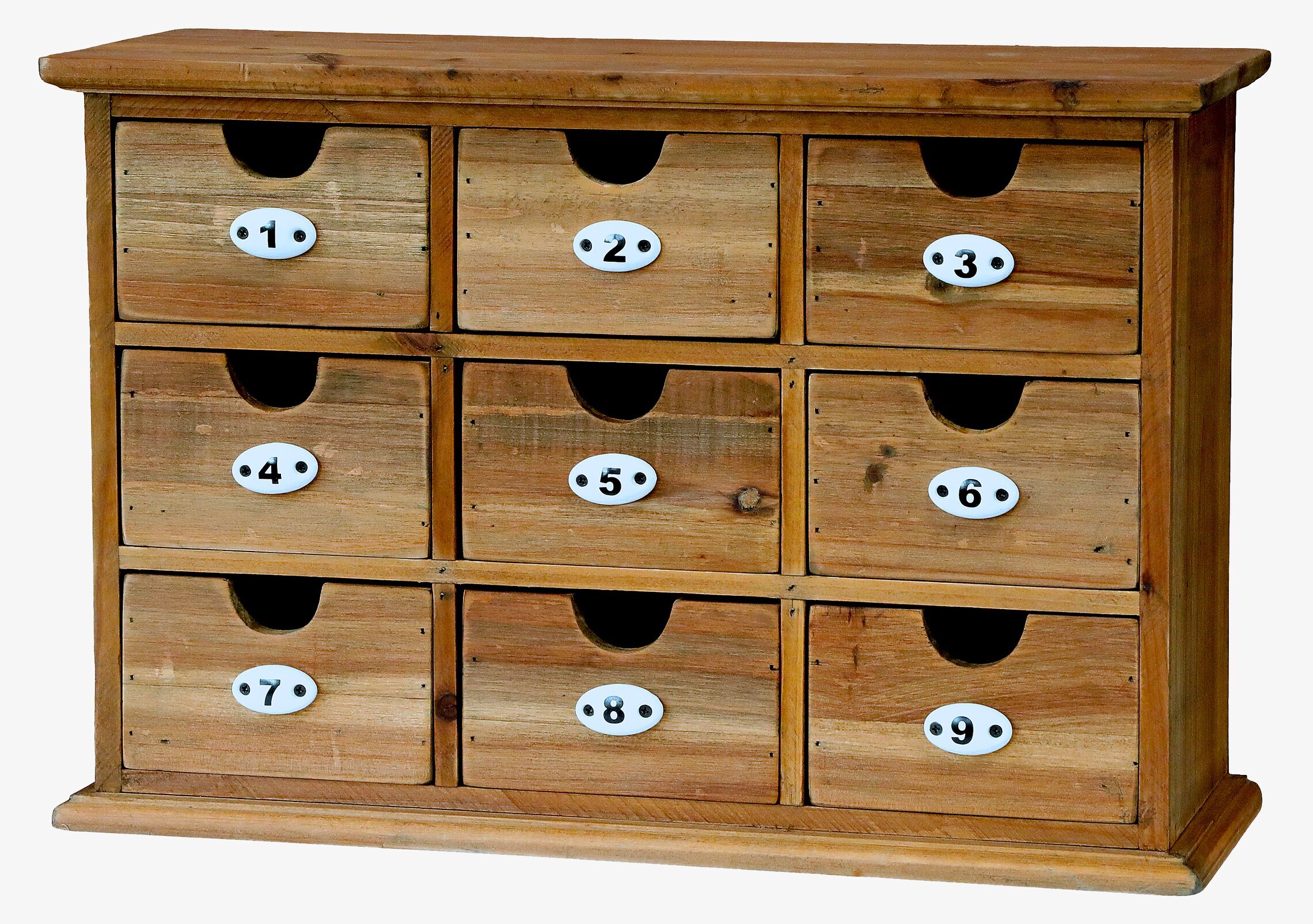 Liten Träbyrå 9 Lådor från Chic Antique med numrerade lådor