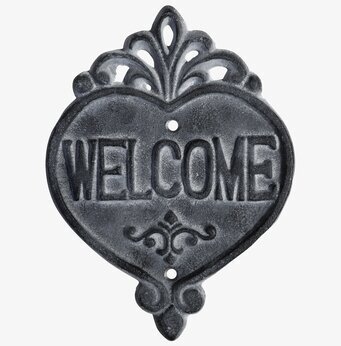 Skylt Welcome Antique Grå från Chic Antique med hjärtform