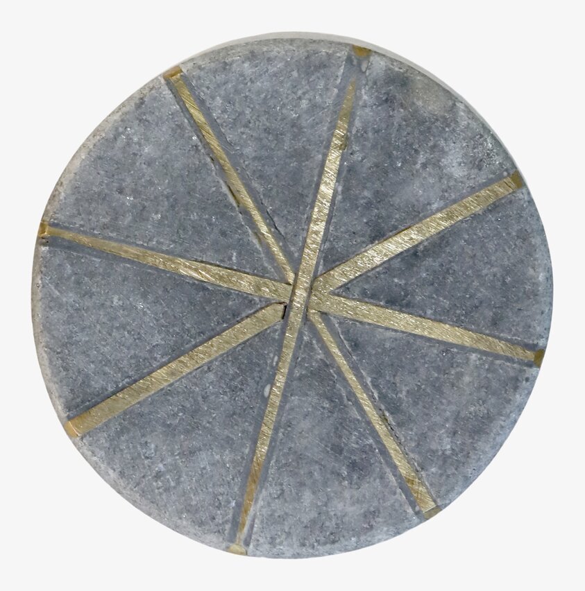 Marmorknopp Mässing från Chic Antique med mässingsdetaljer