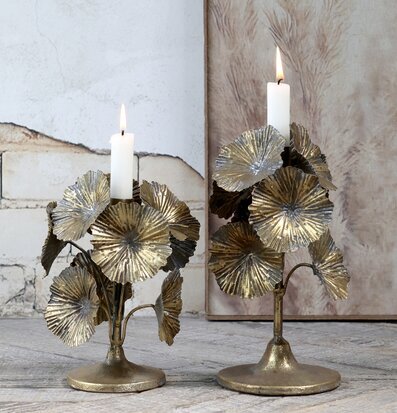 Ljusstake Blomster Antik Mässing Stor från Chic Antique