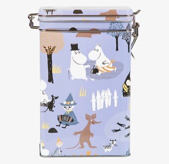 Bild av livfull kaffeburk med Muminmotiv och natur