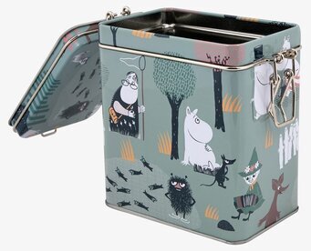 Bild av fyrkantig burk med Muminmotiv och naturkänsla