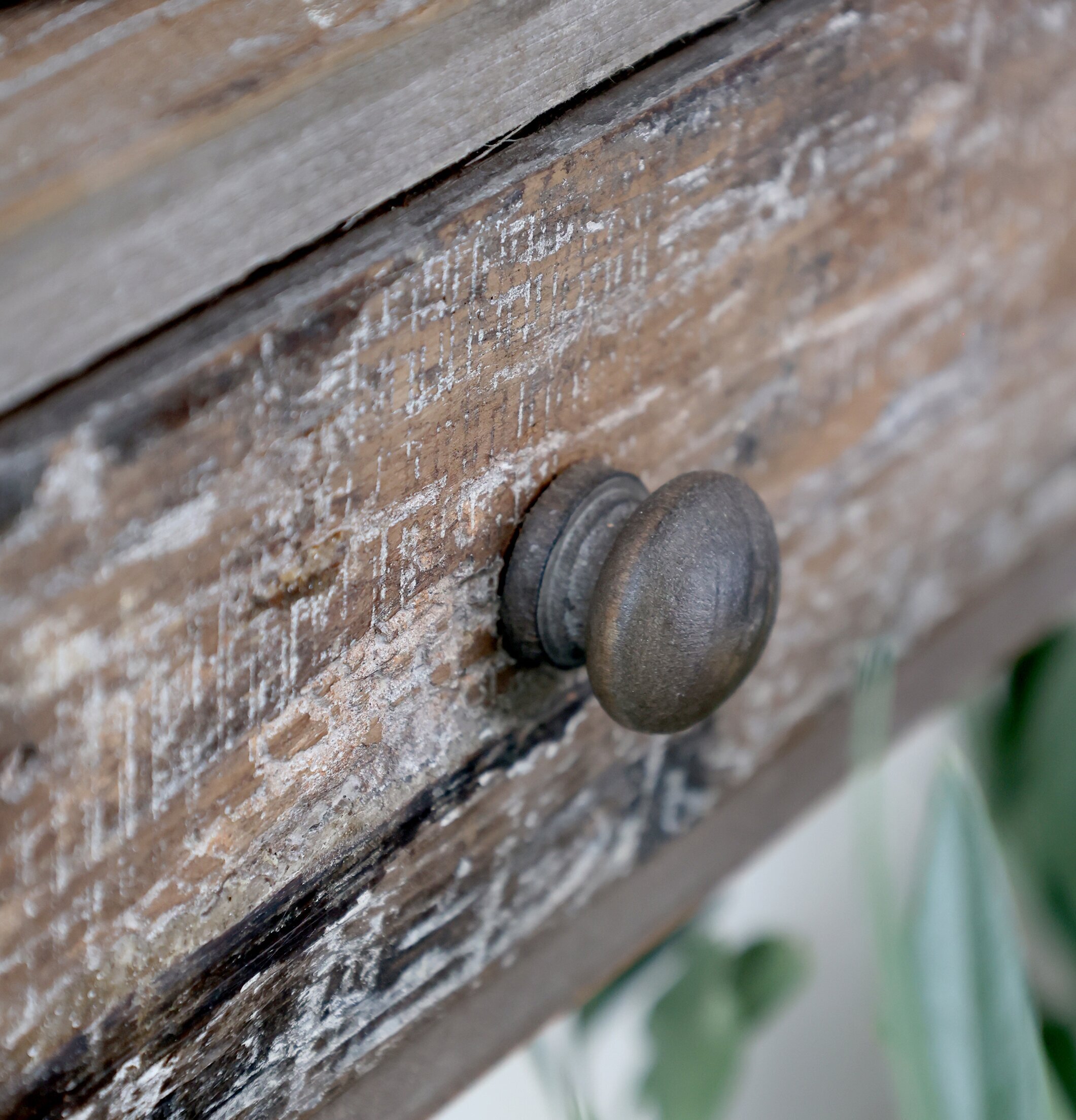 Fransk Reol Återbruk från Chic Antique med rustik träyta