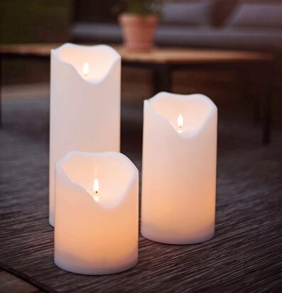 LED Blockljus Flamme Large från Star Trading på uteplats