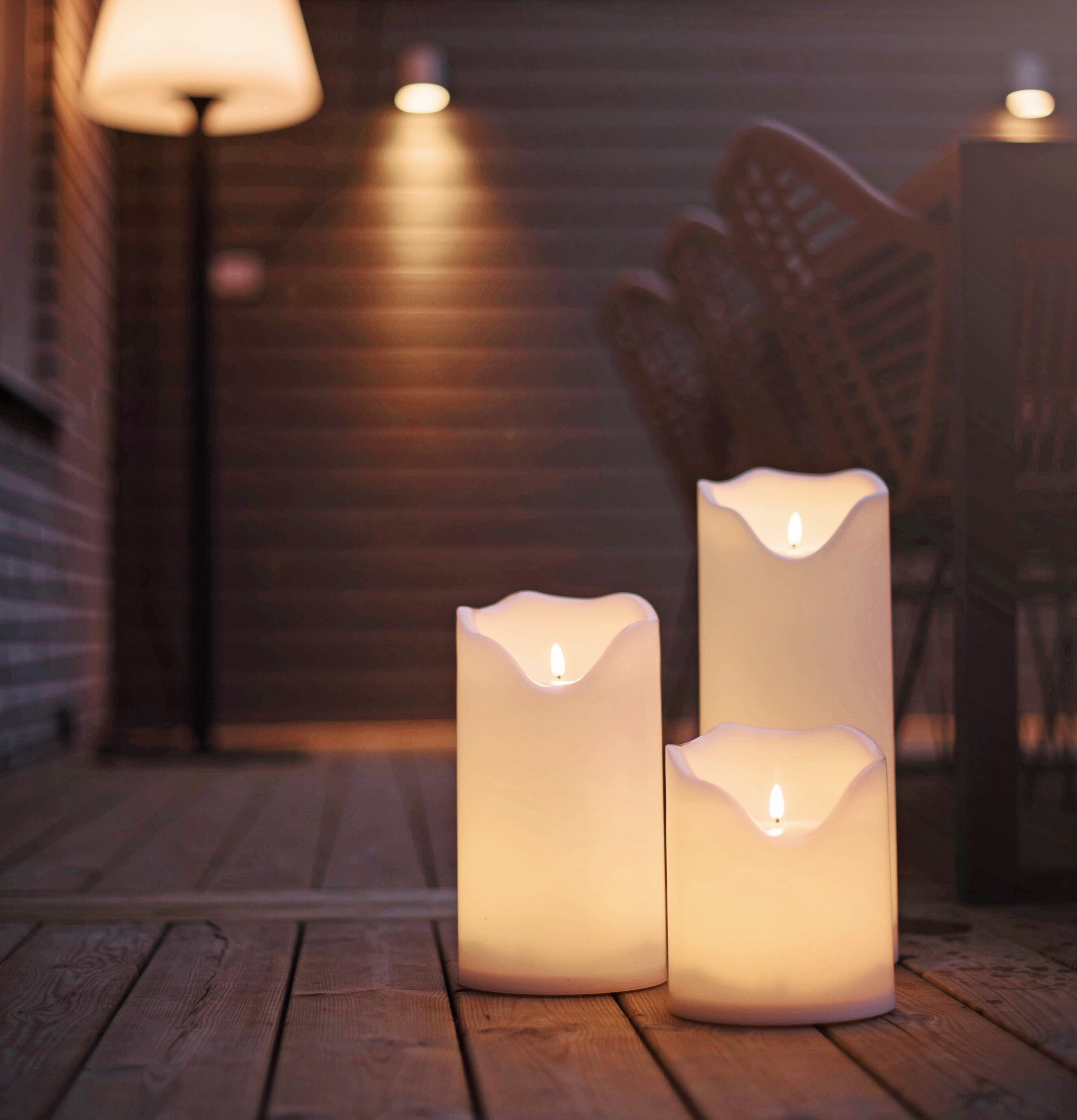 Tre LED Blockljus Flamme Large från Star Trading på trädäck
