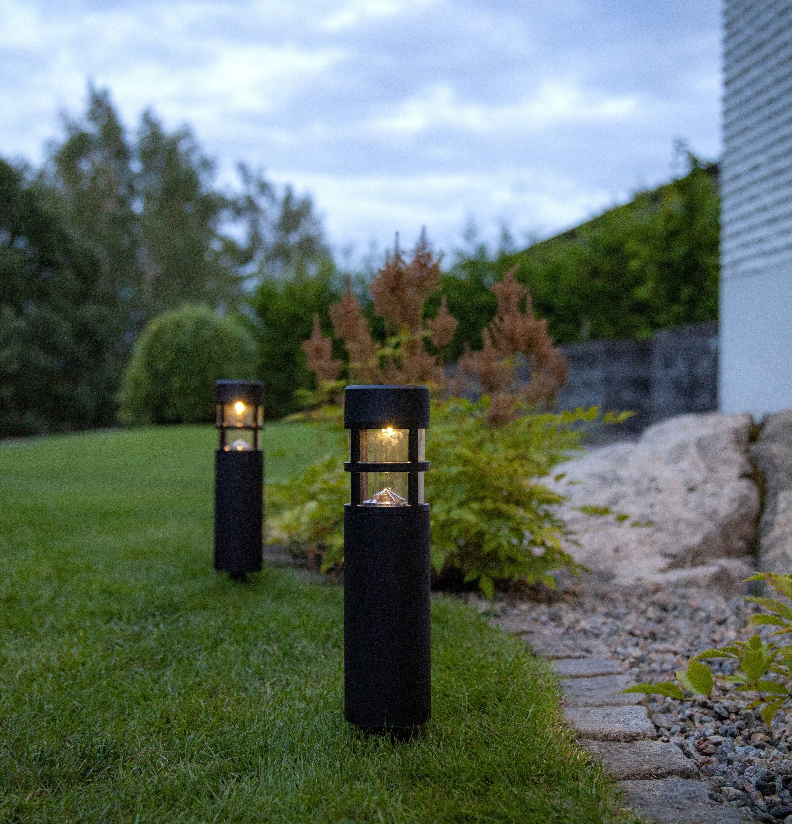 Solcellsbelysning 2-Pack Rundi från Star Trading i trädgård