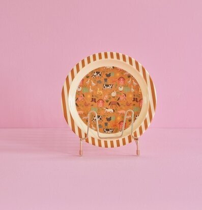 Barntallrik Farm Print från Rice med färgglada bondgårdsdjur