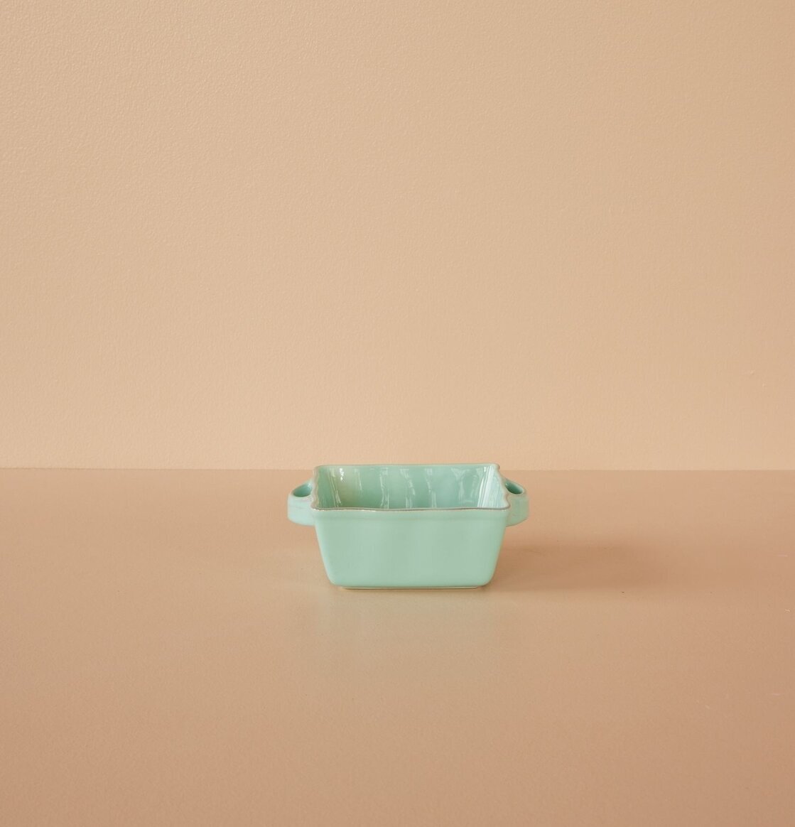 Ugnsform Small Mint från Rice i mintgrön keramik med handtag