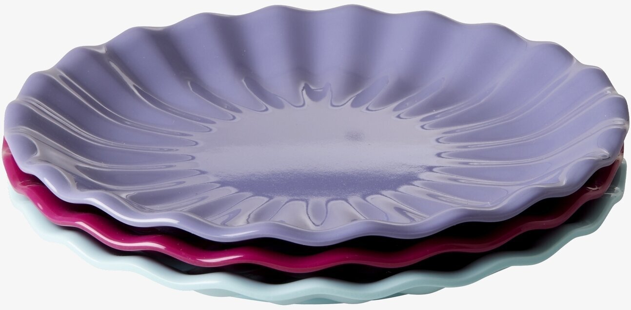 Assiett Melamin Plommon från Rice i olika färger, staplade