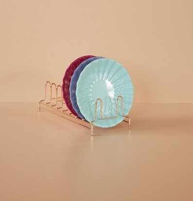 Assiett Melamin Plommon från Rice i färgglad hållare