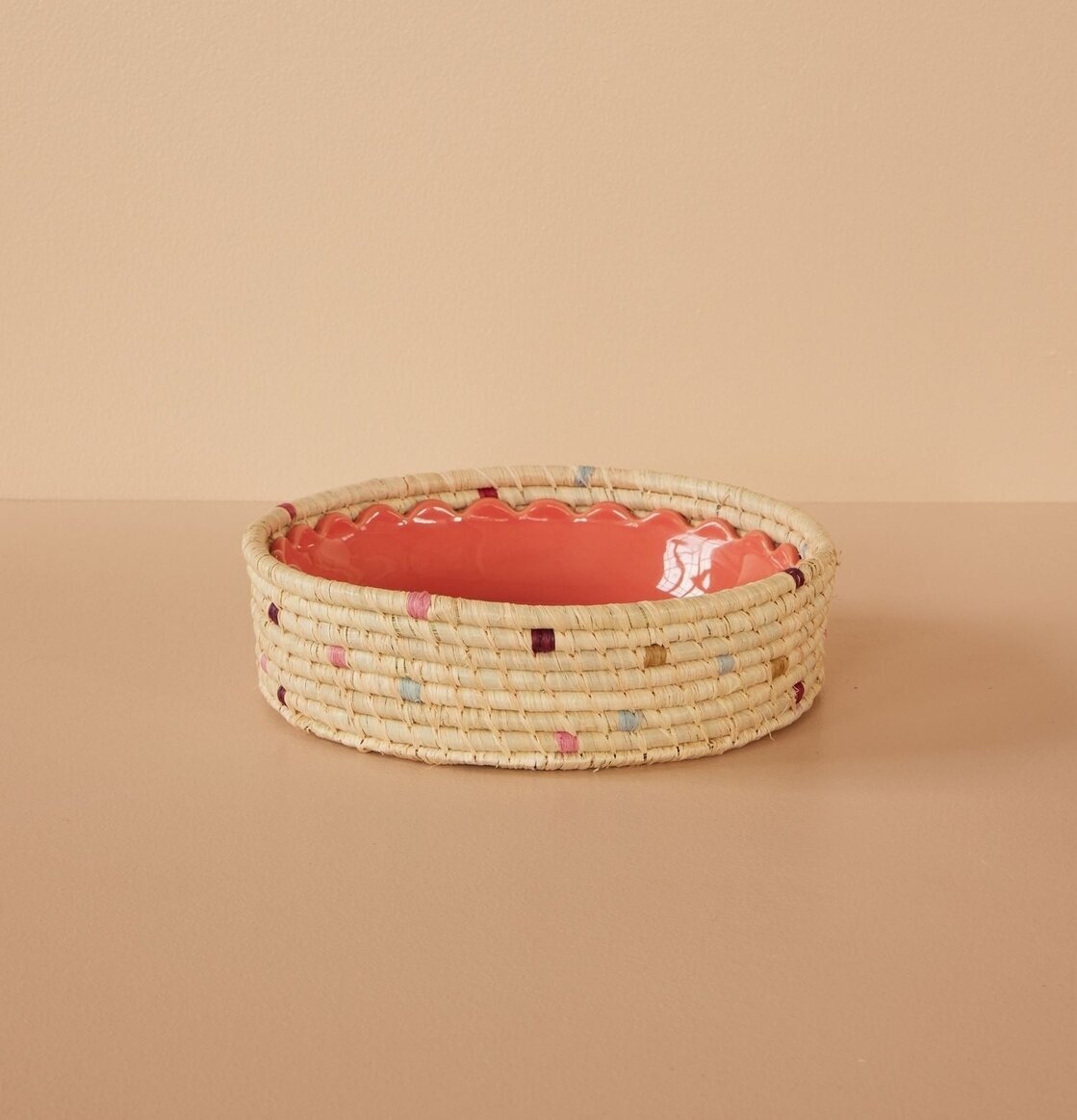 Brödkorg Dots Print från Rice med flätad yta och färgprickar