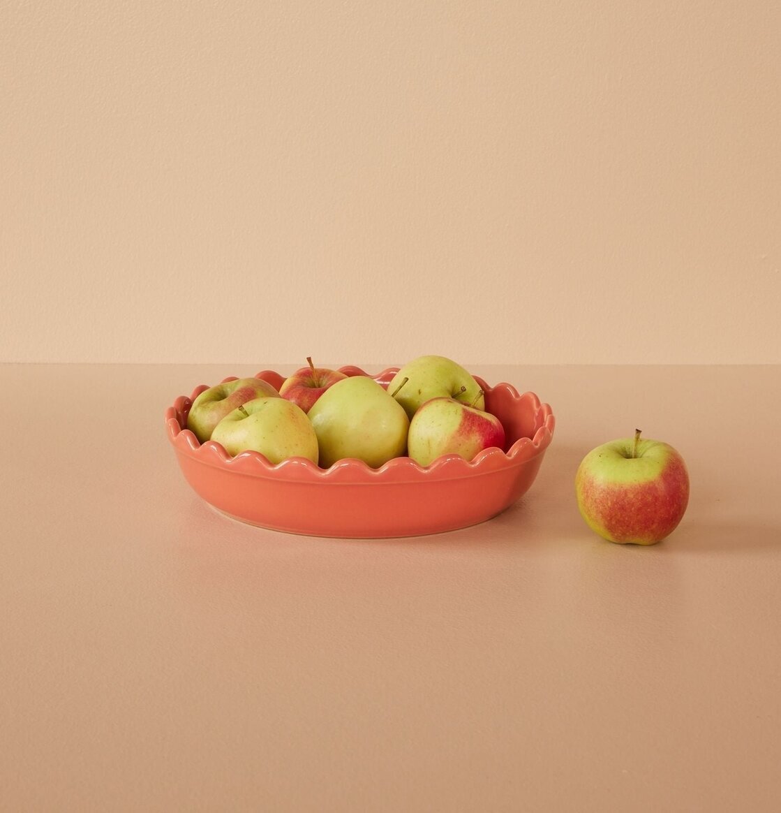 Pajform Large Korall från Rice med äpplen och vågig kant
