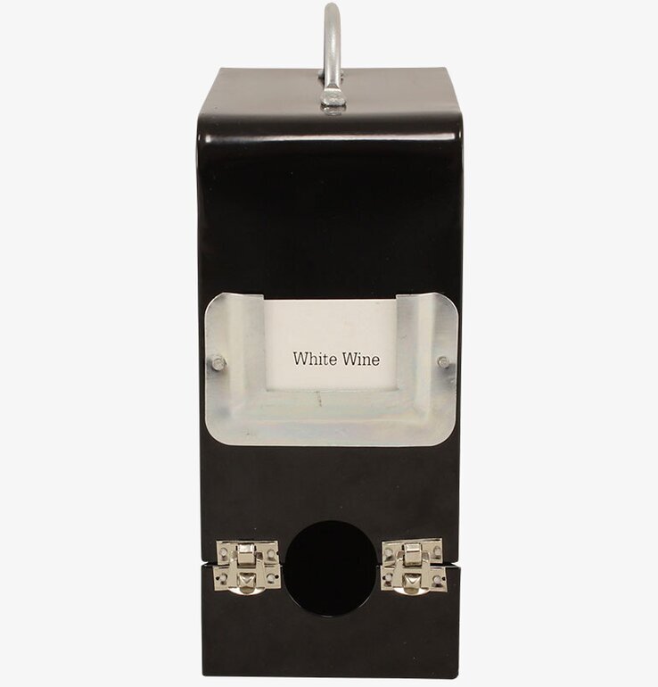 Vinbox Svart från Strömshaga med etikett White Wine