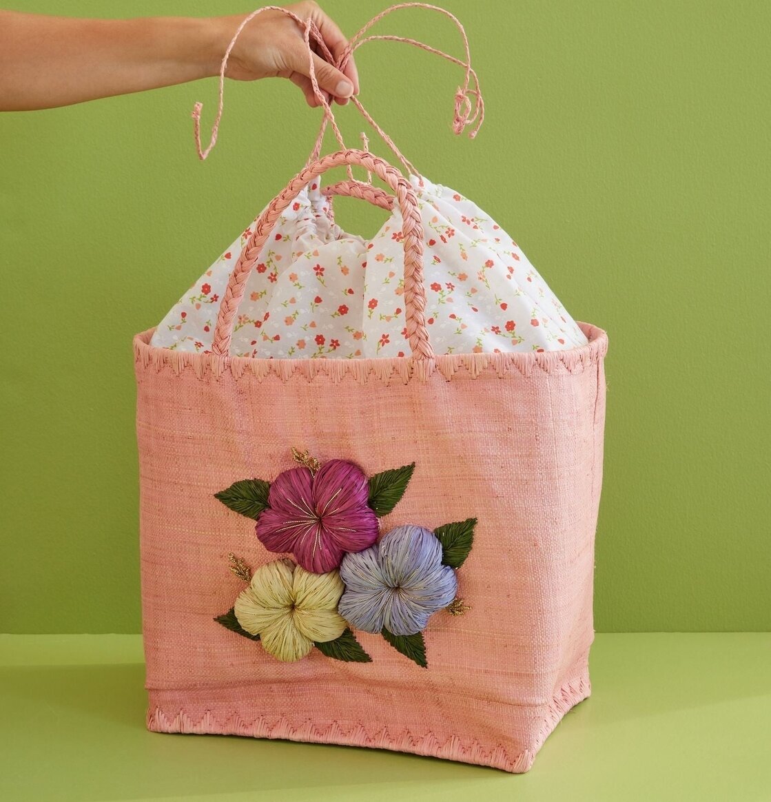 Väska Heavy Flower Embroidery Pink från Rice i luften