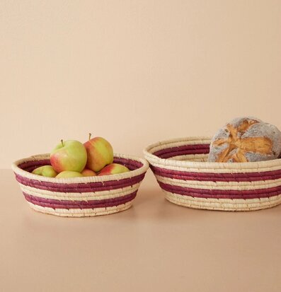 Brödkorg Aubergine Stripes Set/2 från Rice i två storlekar