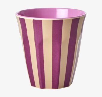 Bild av randig melaminmugg med färgglad insida