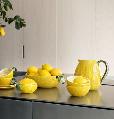 Kanna Lemon från By ON i citronform med grönt handtag