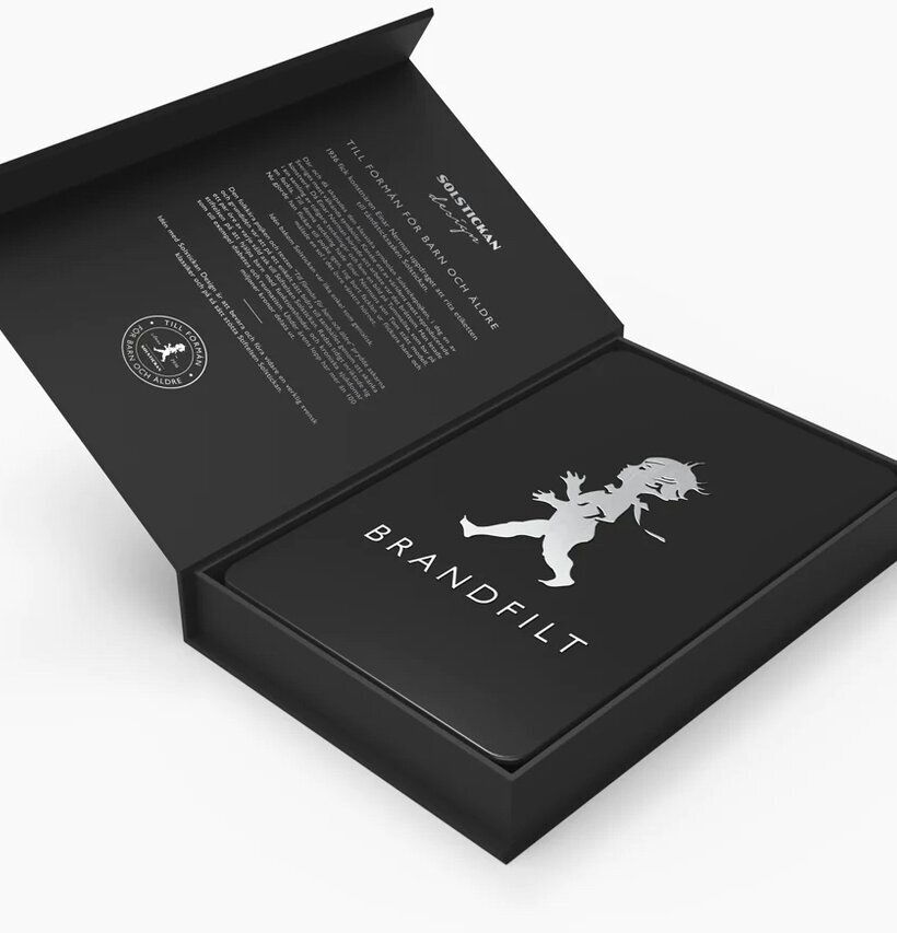 Brandfilt Svart Tablebook från Solstickan i elegant design