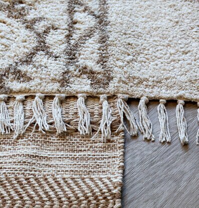 Golvmatta Marocko Natur från Chic Antique på trägolv