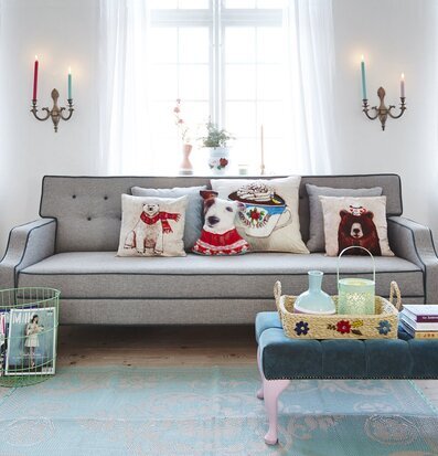 Rice 3 Seater Sofa Grey With Petrol Piping i hemtrevlig miljö