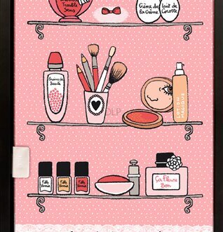 Badrumsskåp Rosa från Derriére la porte med charmig design