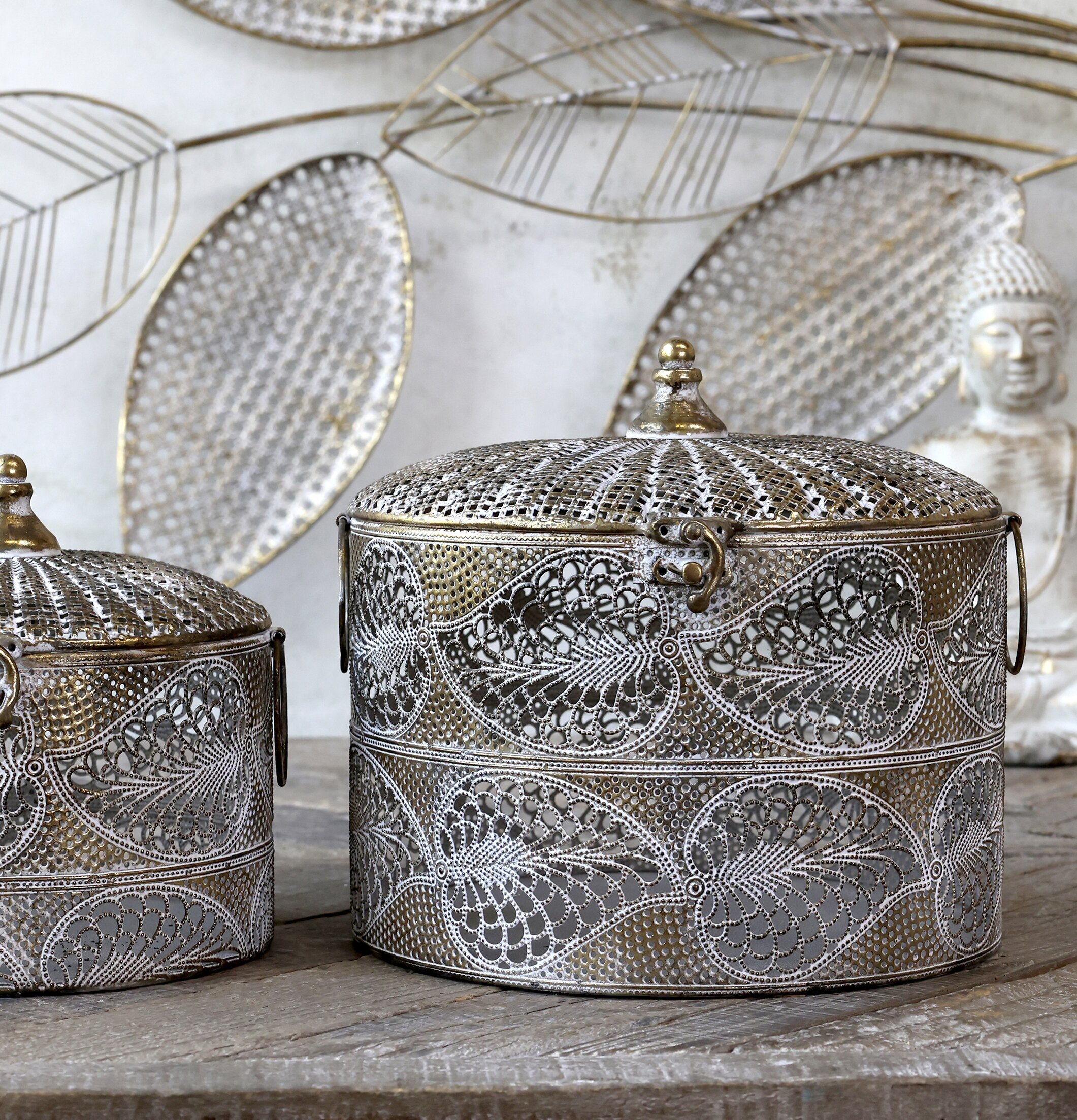 Metallbox Antik Mässing Large från Chic Antique på träyta