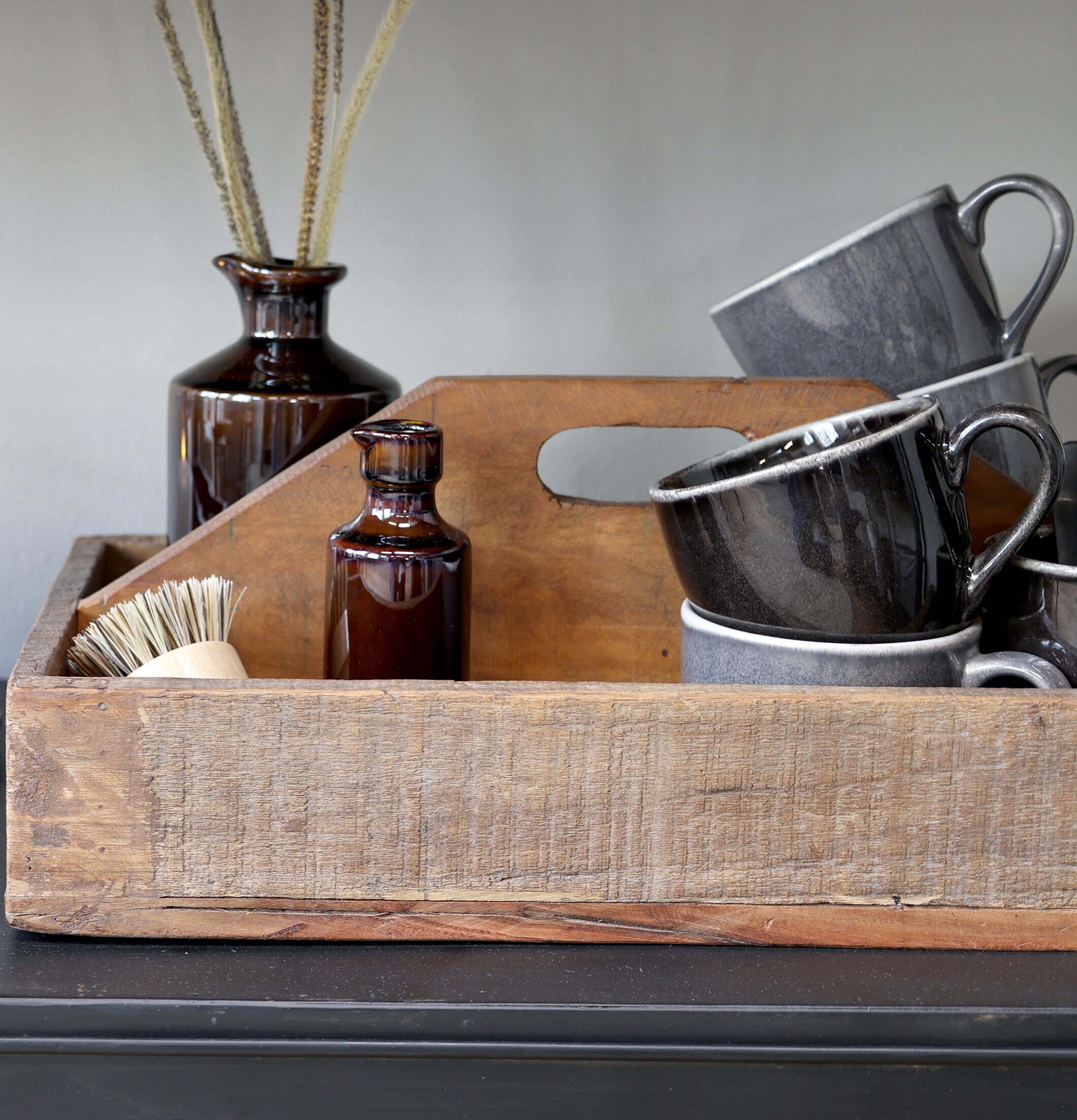 Trälåda Med Handtag Grimaud från Chic Antique i rustik stil