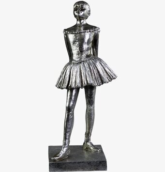 Ballerina Toulon från Chic Antique i klassisk balettpose