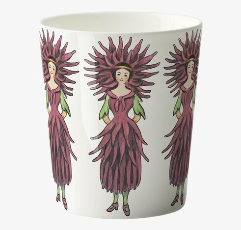 Porslinsmugg Elsa Beskow - Fru Dahlia från Design House Stockholm