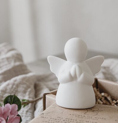 Sinnesro Ängel Inkl Gåvobox från Majas Cottage med ros