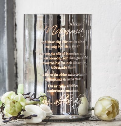 Mamma - Majas Cottage dekorativ ljuslykta från Majas Cottage