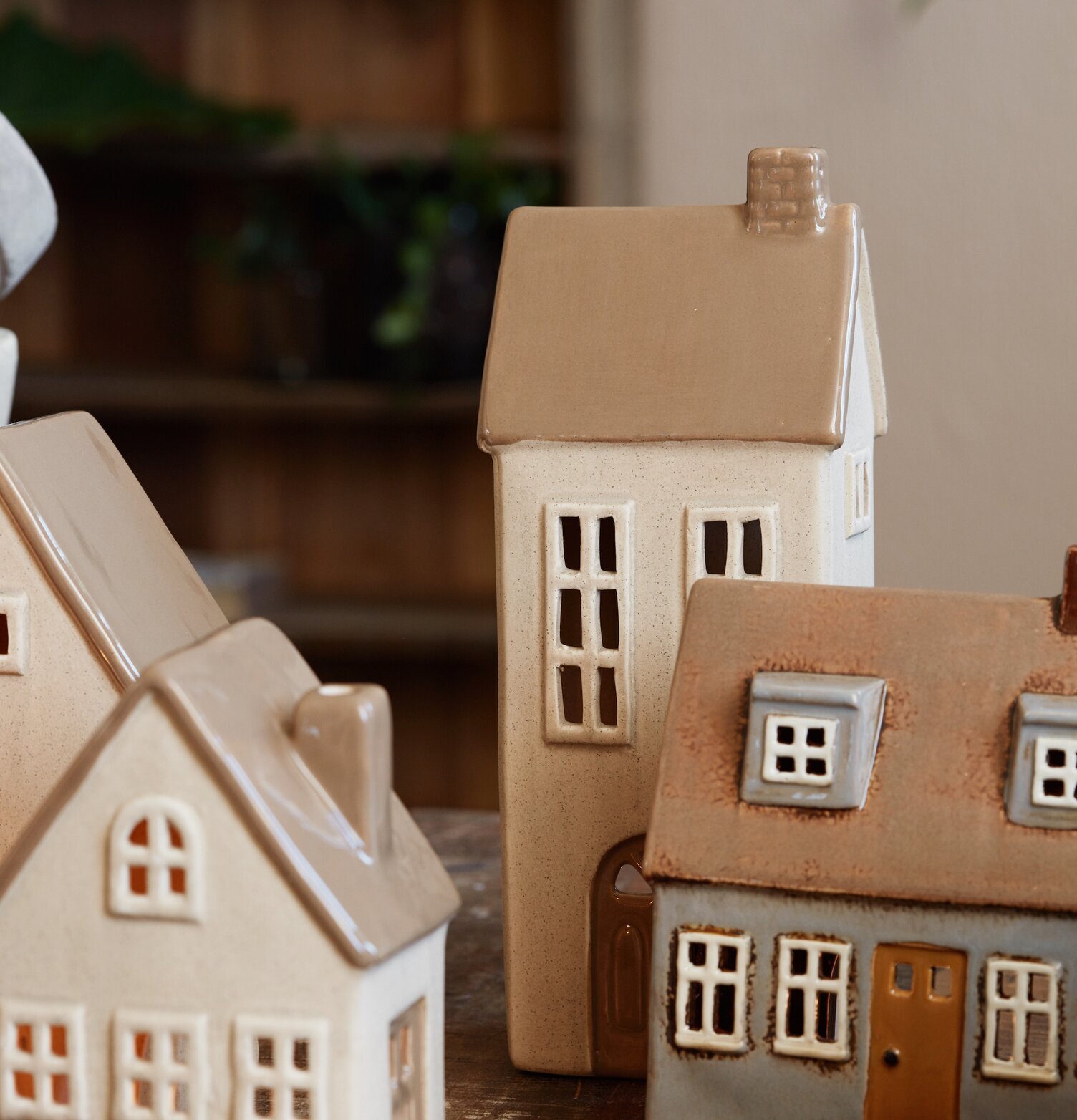 Ljuslykta Keramikhus Hög Natur från IB Laursen i keramik