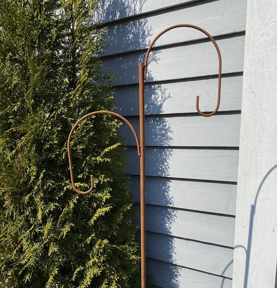 Lykthållare Rost Delbar från Lind Decoration i trädgård