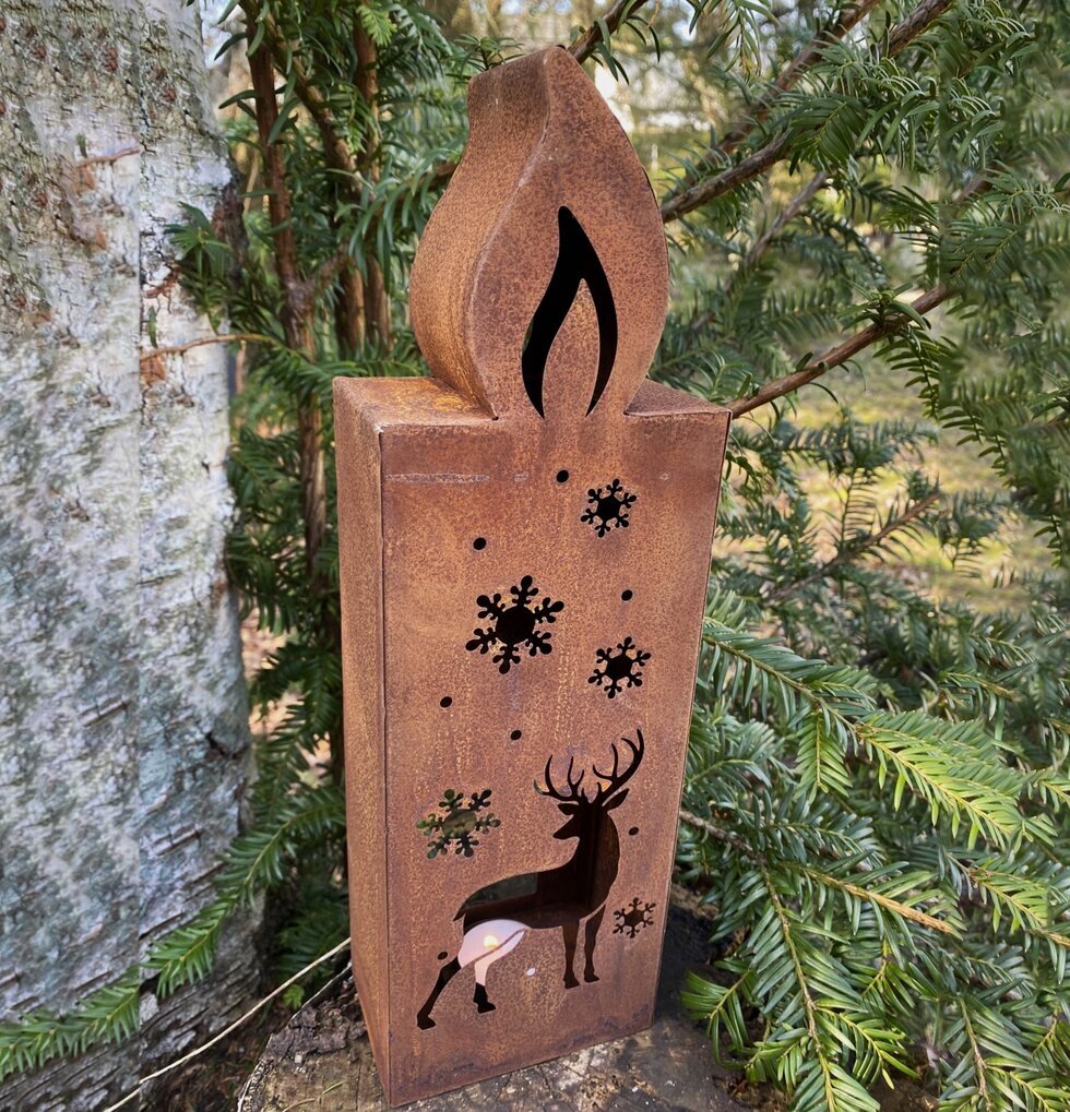 Ljusstake Hjort 3D Rost från Lind Decoration i trädgård