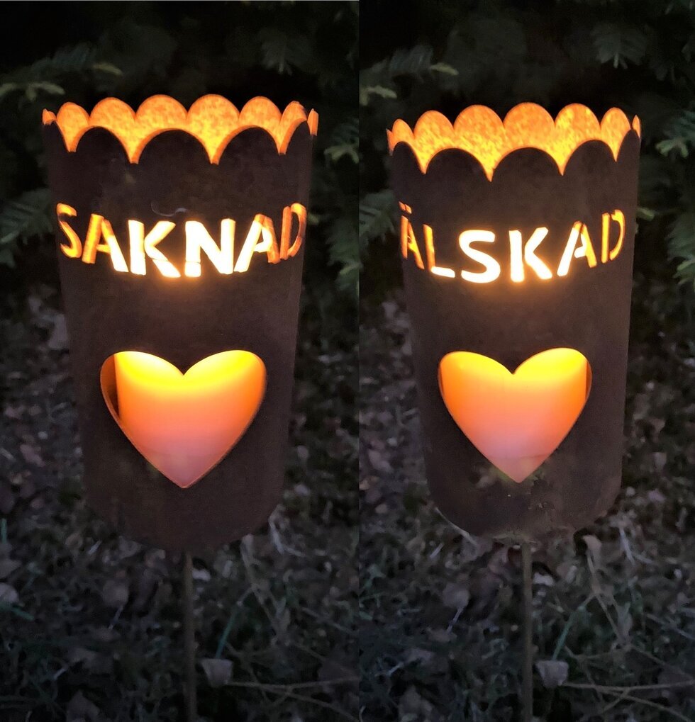 Gravlykta Älskad/Saknad Rost från Lind Decoration i naturen