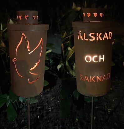 Gravlykta Duva/Älskad Och Saknad från Lind Decoration