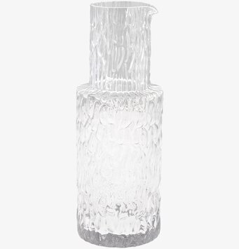 Karaff Prinseryd från Storefactory i klart glas med struktur