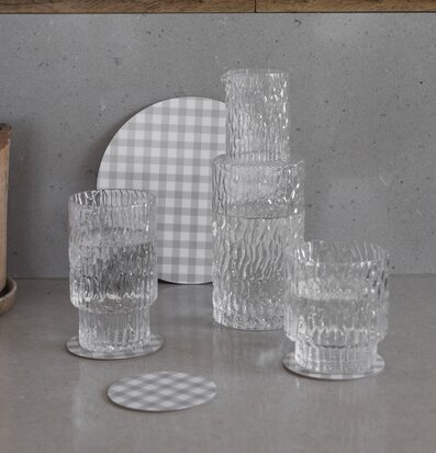 Dricksglas - Prinseryd från Storefactory på grå yta