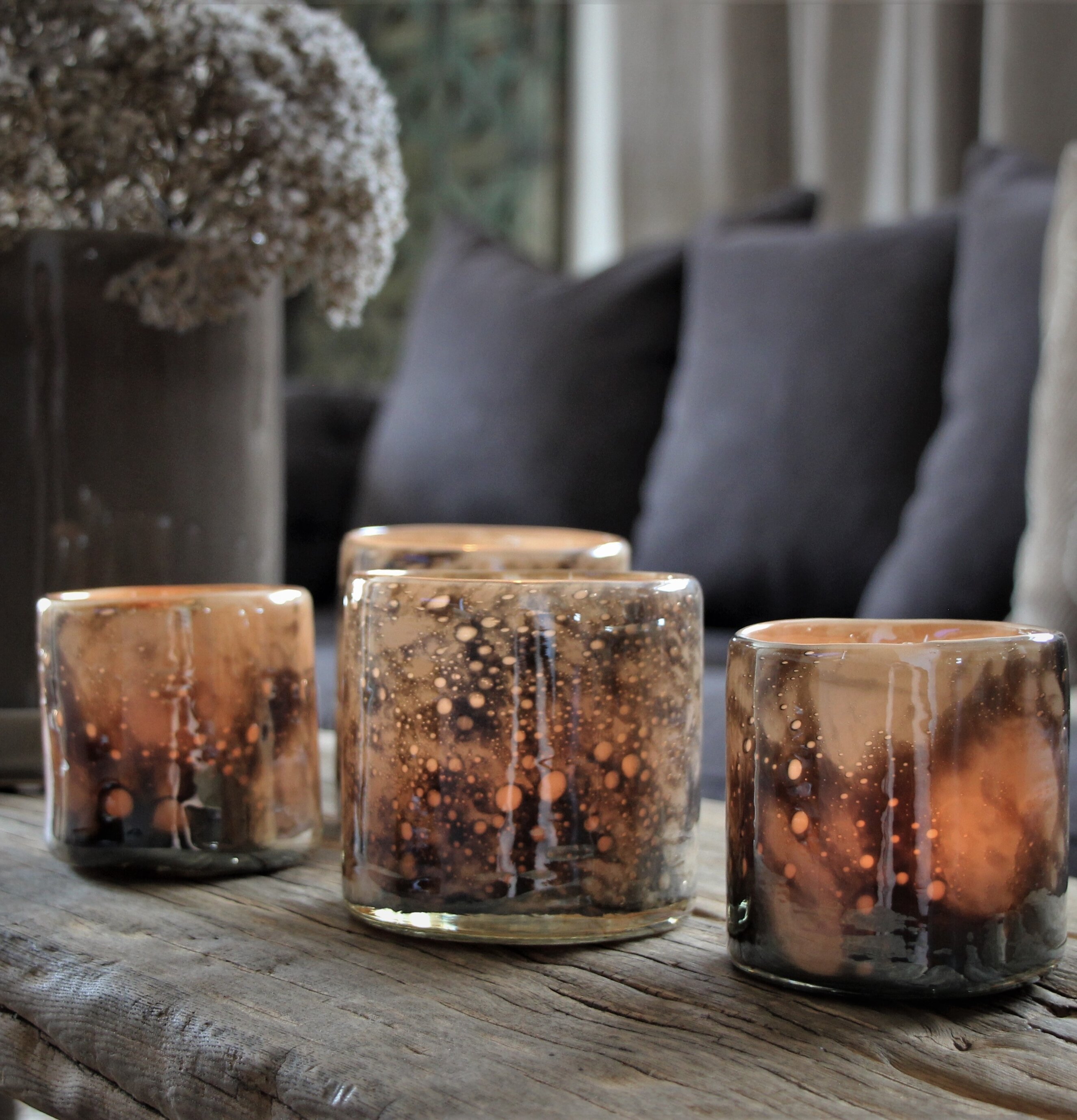 Bild av en harmonisk och inbjudande inredningsmiljö