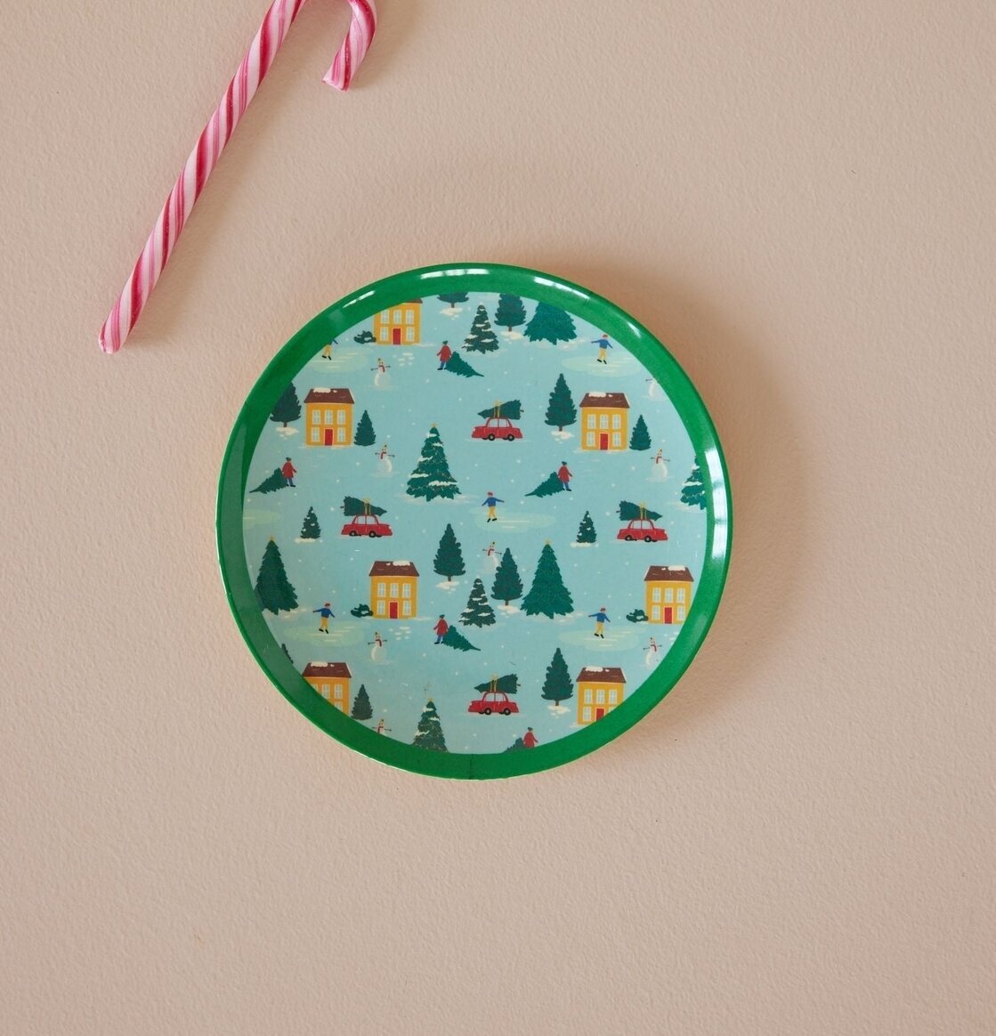 Desserttallrik Happy Holiday Print från Rice med julmotiv