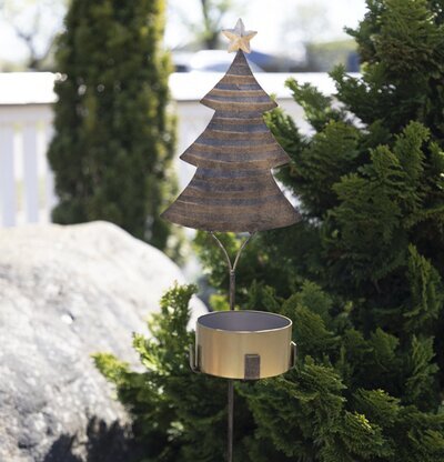 Gran Marschallhållare Hamrad Plåt från Different Design