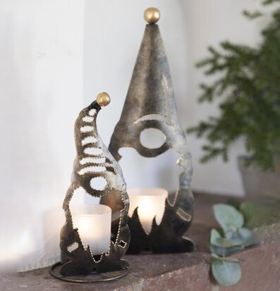 Tomte Ljuslykta Hamrad Plåt 20 cm från Different Design